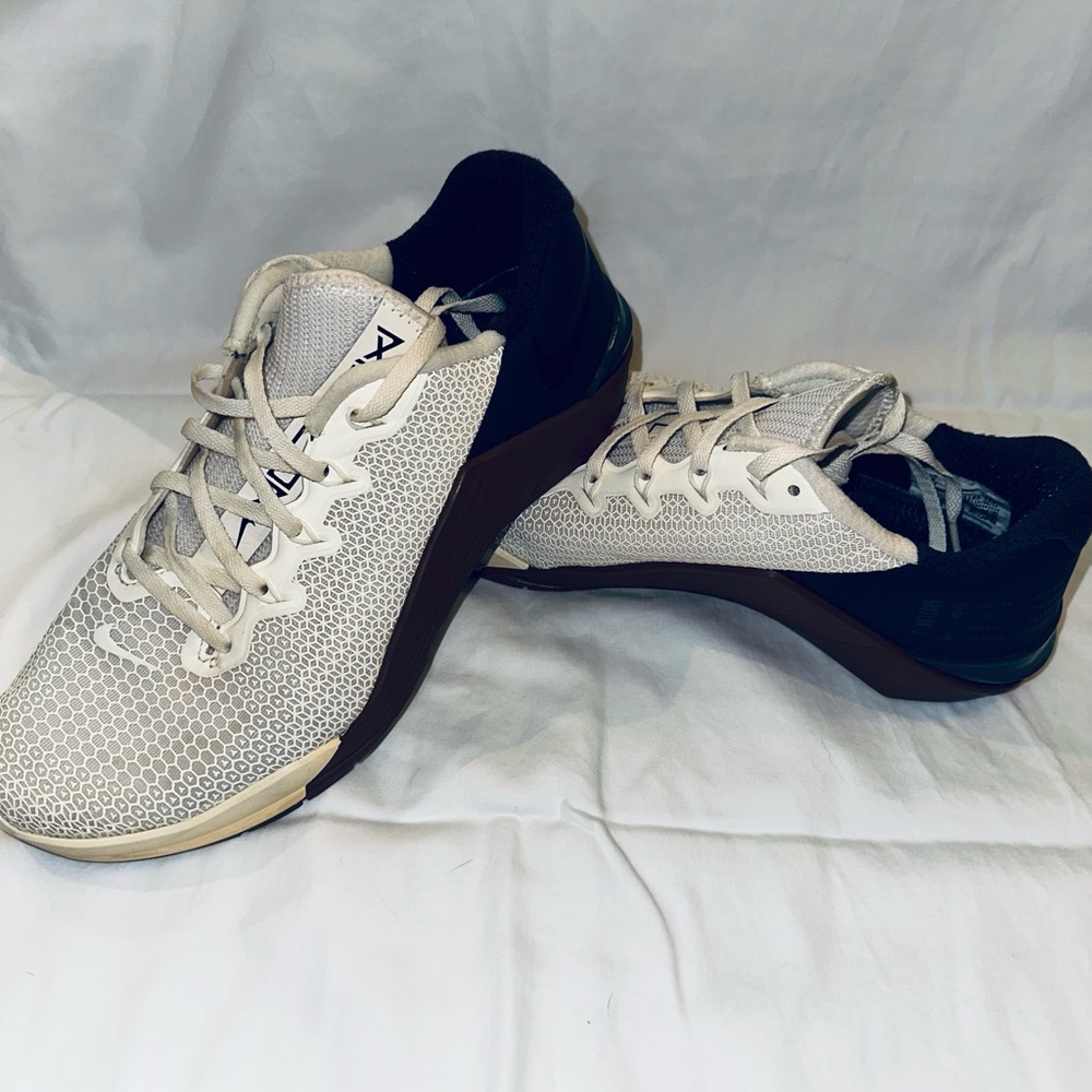 Nike Metcon 5 'Ivory Seaweed Tan' M8/ W9.5